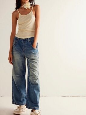 NWOT Free People Twin Flame Mid Rise Cropped Wide-Leg Jeans w 27 We The Free